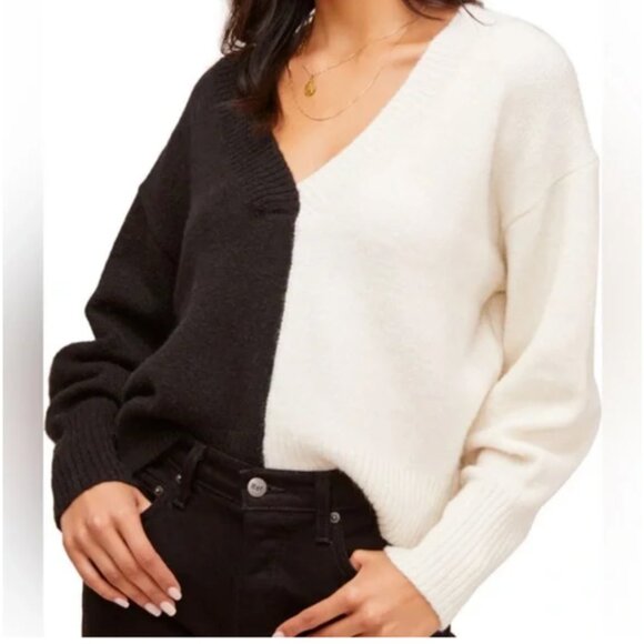 ASTR Tandem Two Tone Color Block Sweater - Large - Picture 2 of 13